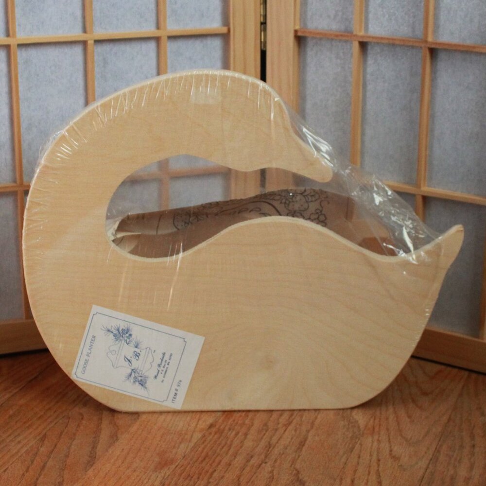 Vintage JB Wood Products Unfinished Wooden Goose Planter